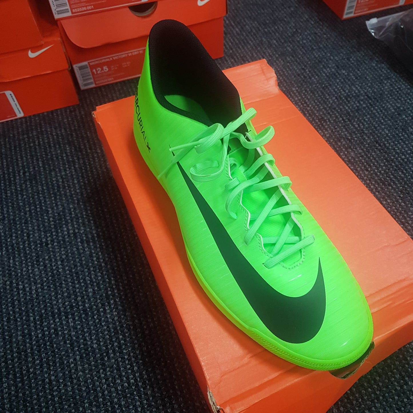MERCURIAL VORTEX III IC