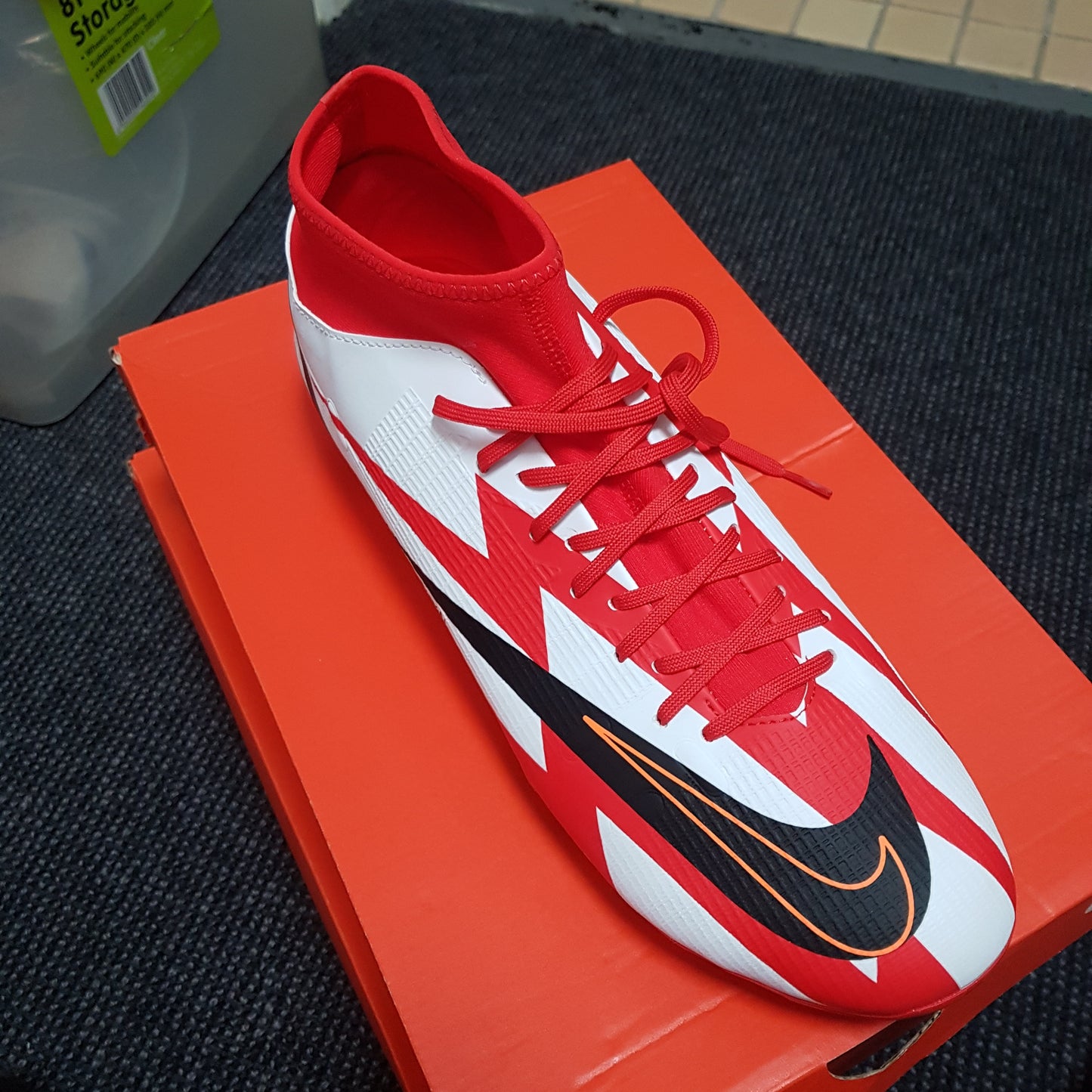 SUPERFLY 8 ACADEMY CR7 FG/MG