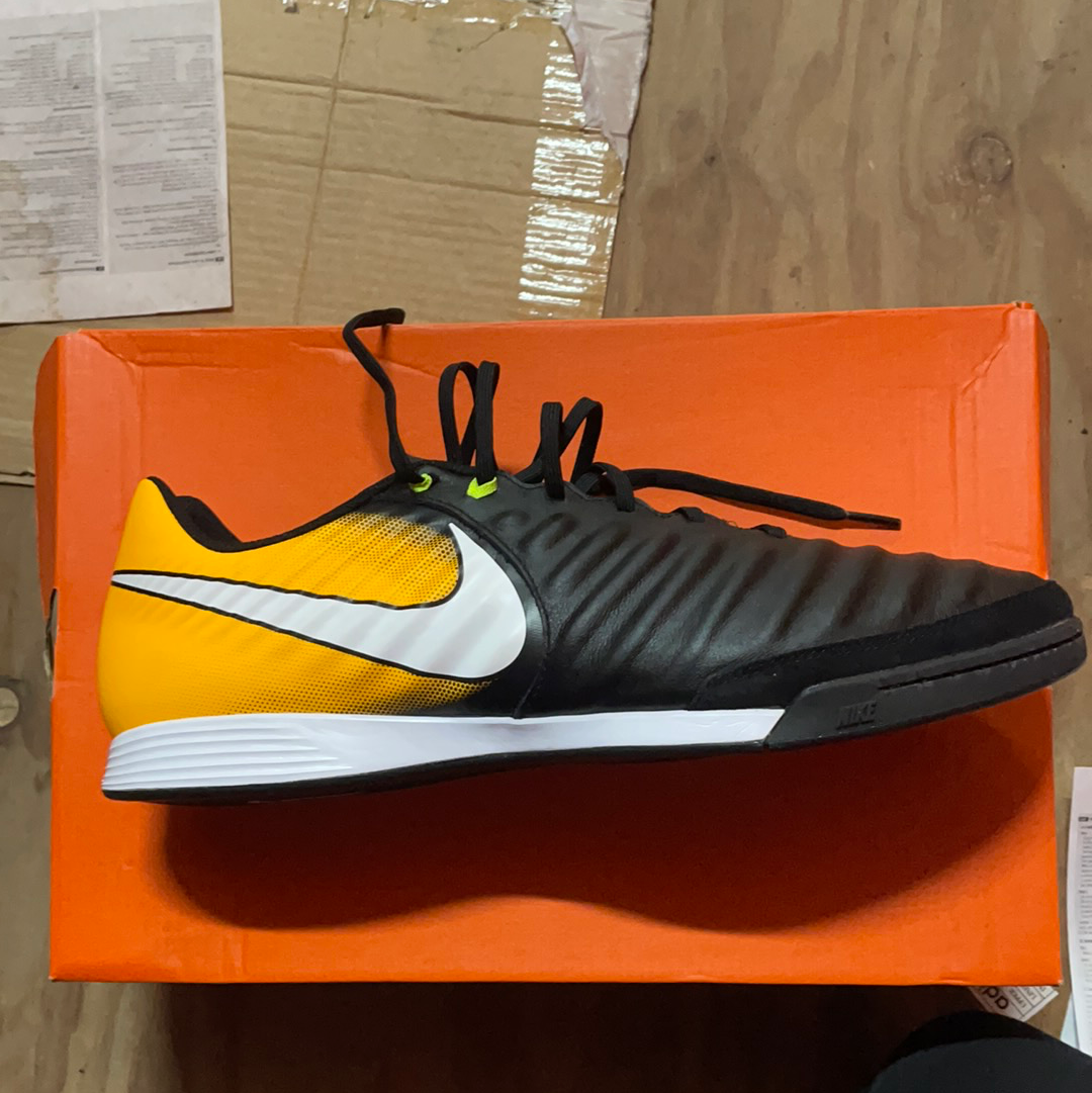 TIEMPOX LIGERA IV LEATHER IC (BLACK)